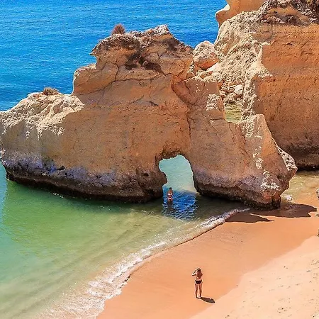 New Villa Near Albufeira E Armacao De Pera *