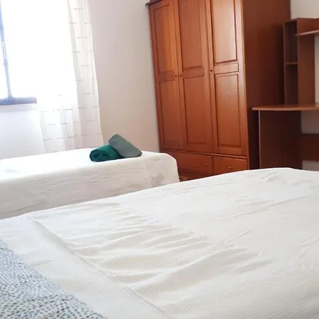 New Villa Near Albufeira E Armacao De Pera Silves