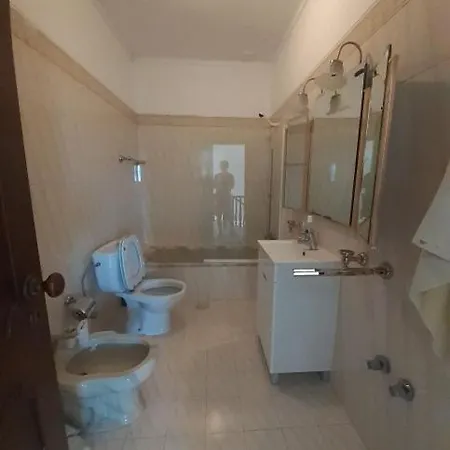 New Villa Near Albufeira E Armacao De Pera 빌라 실베스