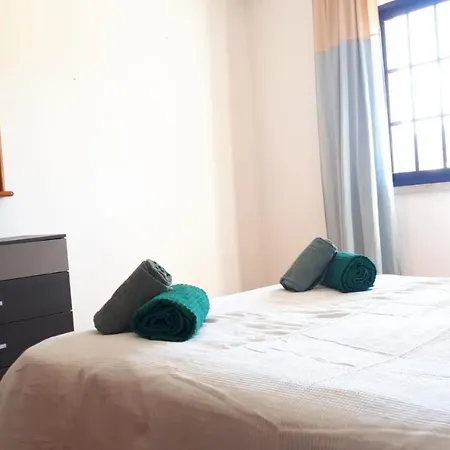 New Villa Near Albufeira E Armacao De Pera 빌라 *