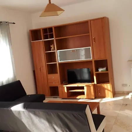New Villa Near Albufeira E Armacao De Pera 빌라